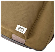 Roka Gatwick medium plunjezak van gerecycleerd canvas - zeespray bruin