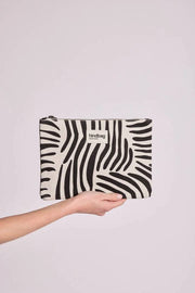 Hindbag Ema Medium Zakje met Rits - Zebra Crème