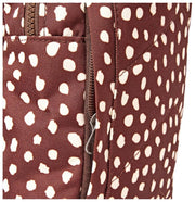 Roka Willesden grote crossbodytas van gerecycled canvas - Bruine vlek