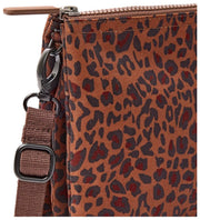 Roka Carnaby XL crossbodytas van gerecycleerd canvas - Mini Luipaardbruin