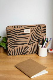 Hindbag Ava Kleine 13-inch Laptoptas - Kaneel Zebra Bruin