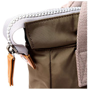 Roka Bantry B kleine rugzak van gerecycled nylon - legergroen
