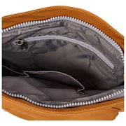Roka Kennington medium crossbodytas van gerecycled nylon - Biscuitbruin
