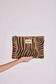 Hindbag Ema Medium etui met ritssluiting - Zebra Cinnamon Brown