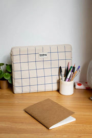 Hindbag Ava Medium 15inch Laptoptas - Gebroken Wit/Blauw Geruit