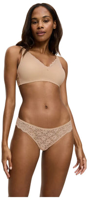 Triumph Amourette Hipster String - Huidbeige