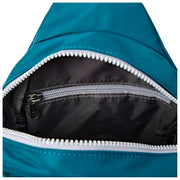 Roka Willesden grote crossbodytas van gerecycled nylon - Noordzeeblauw