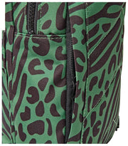 Roka Willesden grote crossbodytas van gerecycled canvas - Artisjokgroen