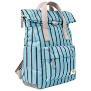 Roka Canfield B kleine rugzak van gerecycled canvas - blauwe streep