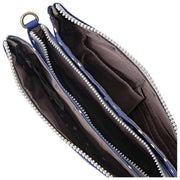 Roka Carnaby XL crossbodytas van gerecycleerd canvas - Marineblauwe stip