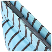 Roka Kennington B medium crossbodytas van gerecycled canvas - blauwe streep