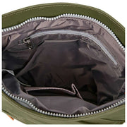 Roka Kennington B medium gerecyclede nylon crossbodytas - bieslookgroen