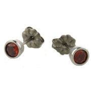 Ti2 titanium kleine edelsteen stoten oorbellen - rood
